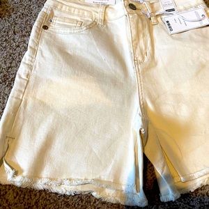 Ecru colored side slit cut offs